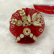 Load image into Gallery viewer, Laddu Gopal Designer Dress With Mukut