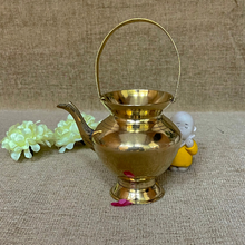 Load image into Gallery viewer, Pure Brass kamandal 8&quot;