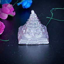 Load image into Gallery viewer, Parad Shri Yantra 68 gms