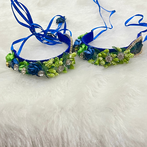 Floral Jewelry Bracelet (MOQ 10 PCS)