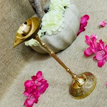Load image into Gallery viewer, Diya with stand
