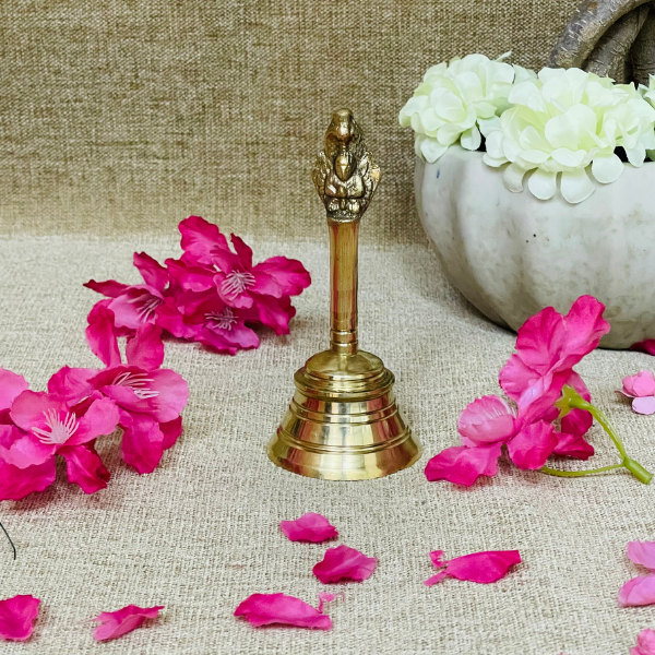 Pooja Bell (Medium)