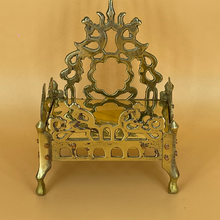 Load image into Gallery viewer, Pure Brass Heavy Singhasan (4x3)