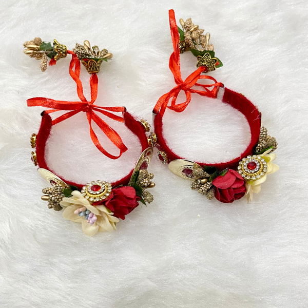 Floral Jewelry Bracelet (MOQ 10 PCS)