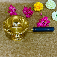 Load image into Gallery viewer, Brass Dhoop Daan Big