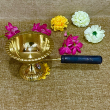 Load image into Gallery viewer, Brass Dhoop Daan Big