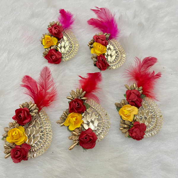Brooch (MOQ 50 Pcs)